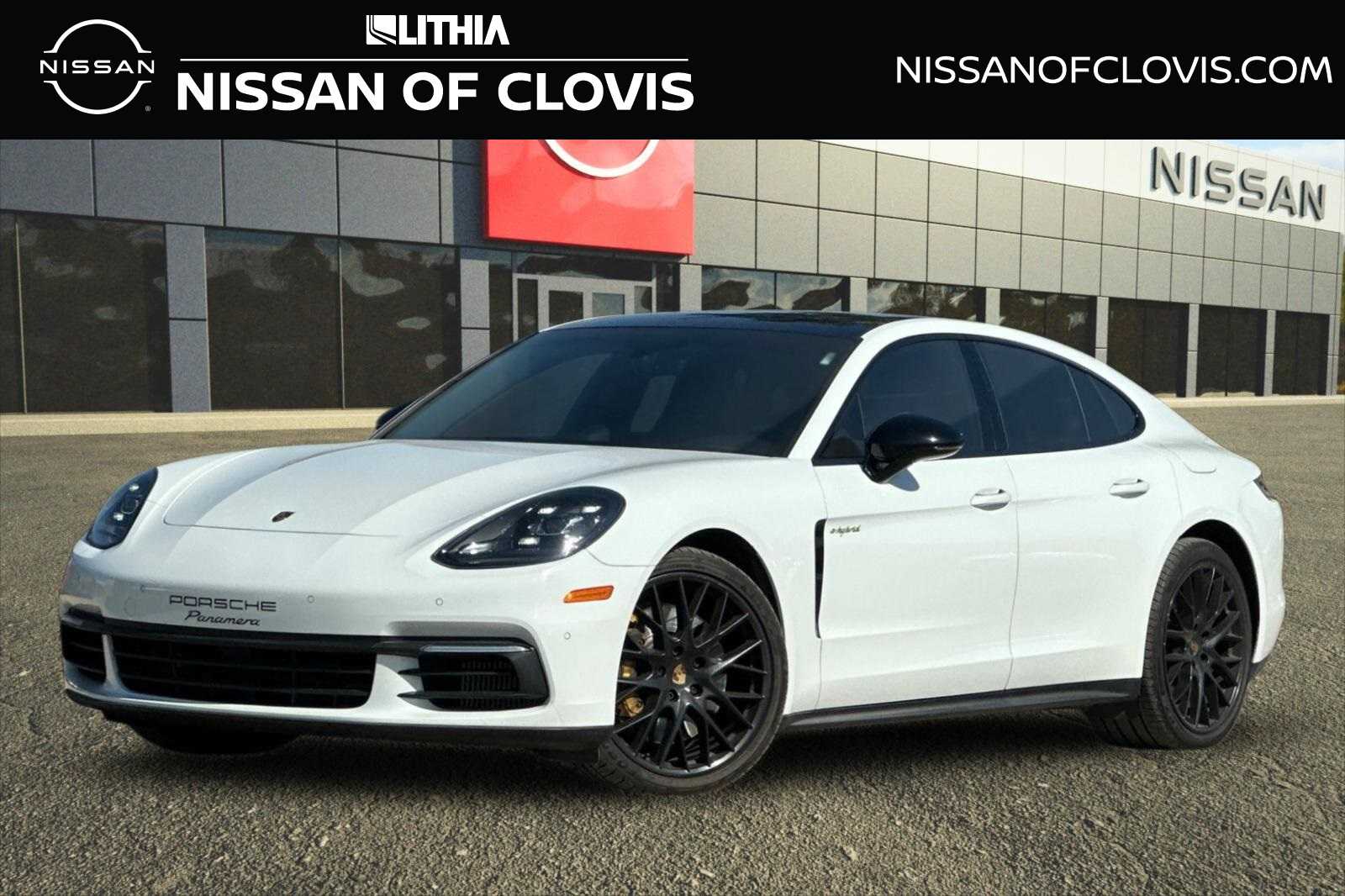Thumbnail: 2018 Porsche Panamera - 1