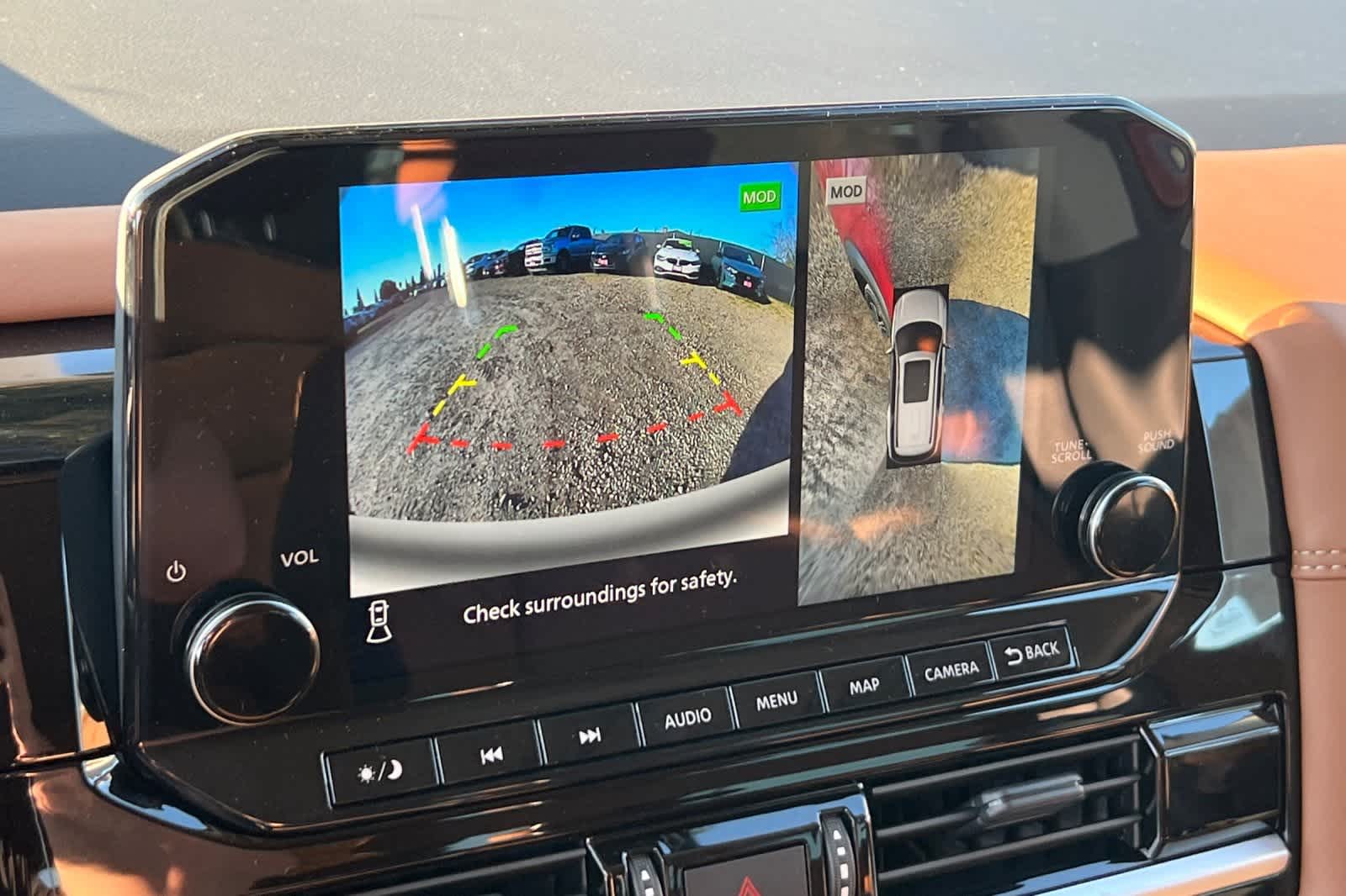 Thumbnail: 2025 Nissan Pathfinder - 24