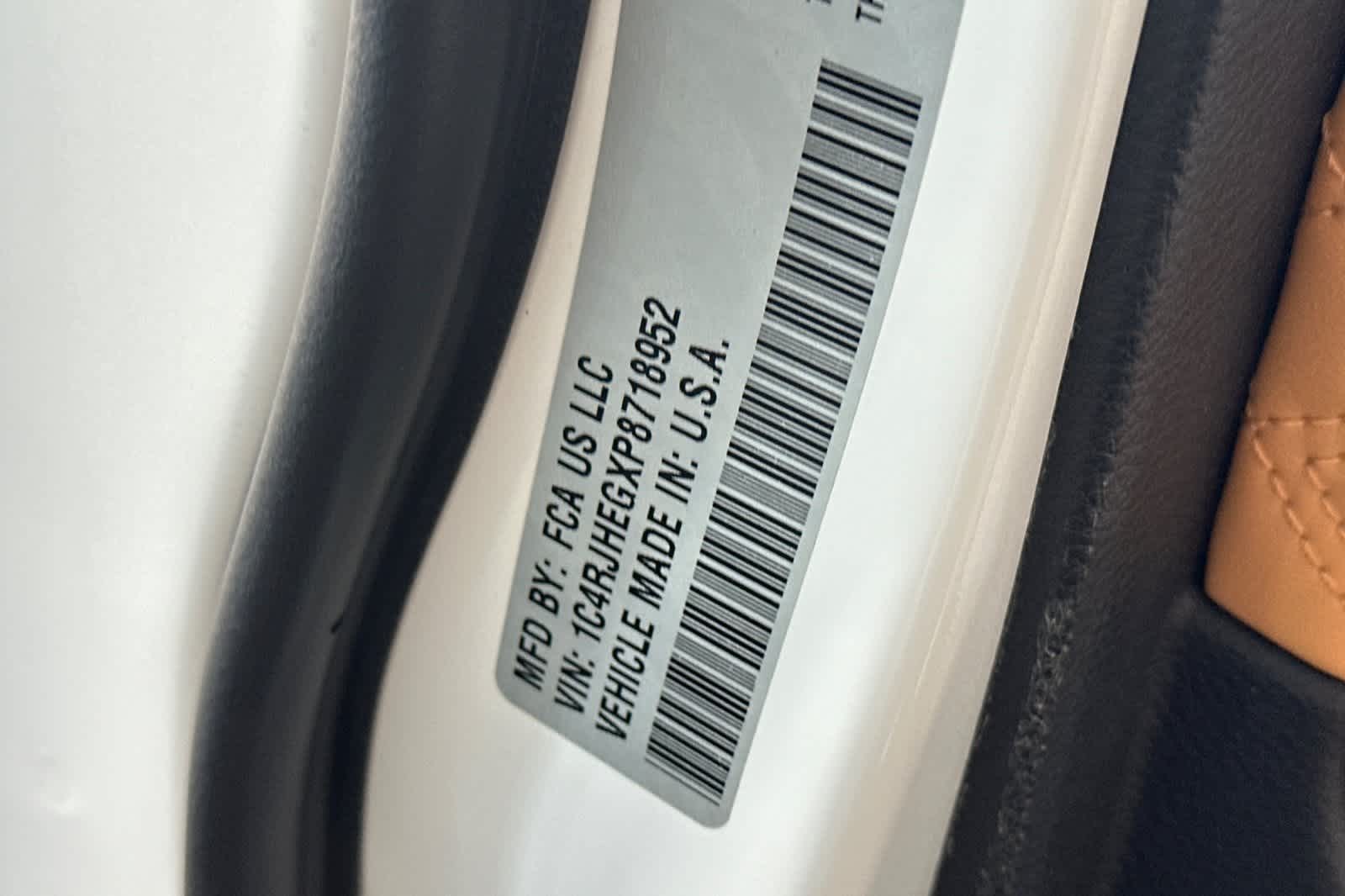 Thumbnail: 2023 Jeep Grand Cherokee - 28