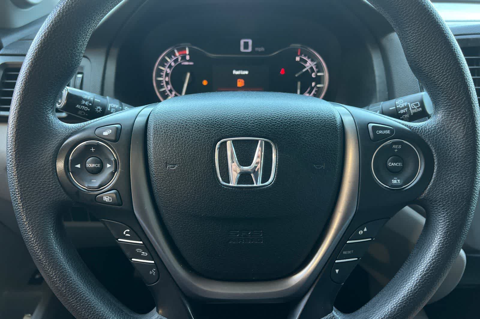 Thumbnail: 2016 Honda Pilot - 30