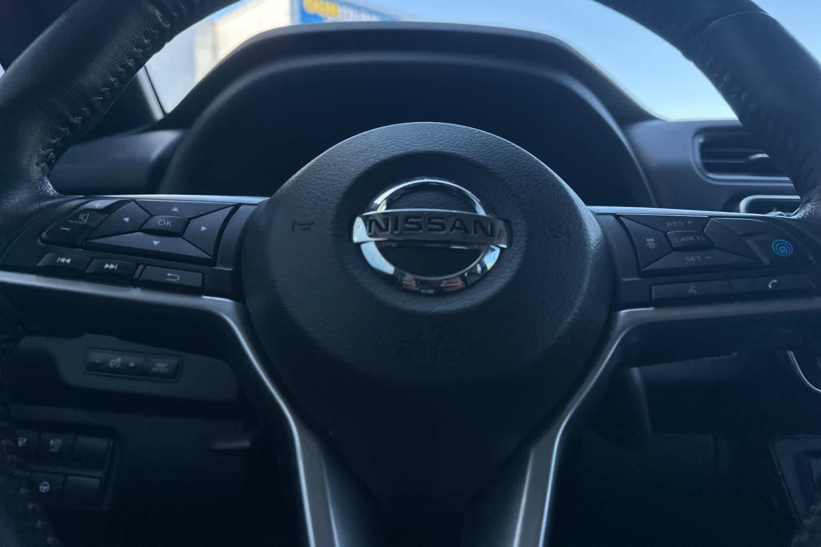 Thumbnail: 2018 Nissan Leaf - 25