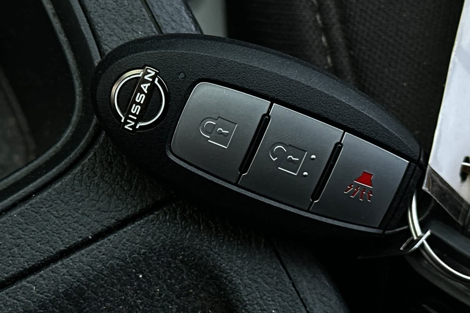 Thumbnail: 2024 Nissan Frontier - 23