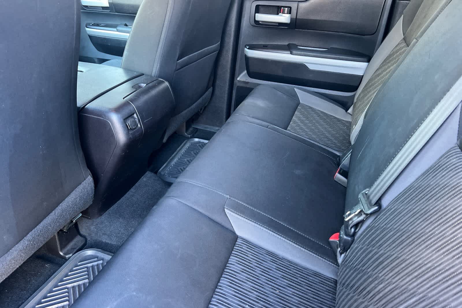 Thumbnail: 2016 Toyota Tundra - 5