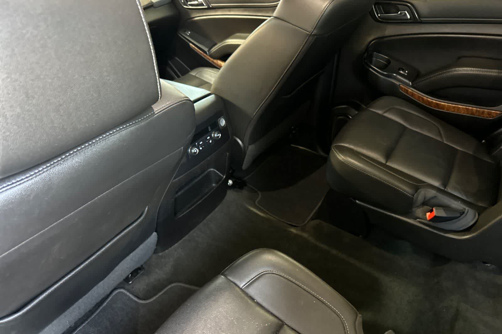 Thumbnail: 2018 Chevrolet Tahoe - 5