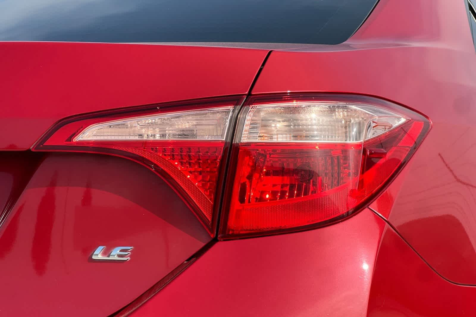 Thumbnail: 2017 Toyota Corolla - 32