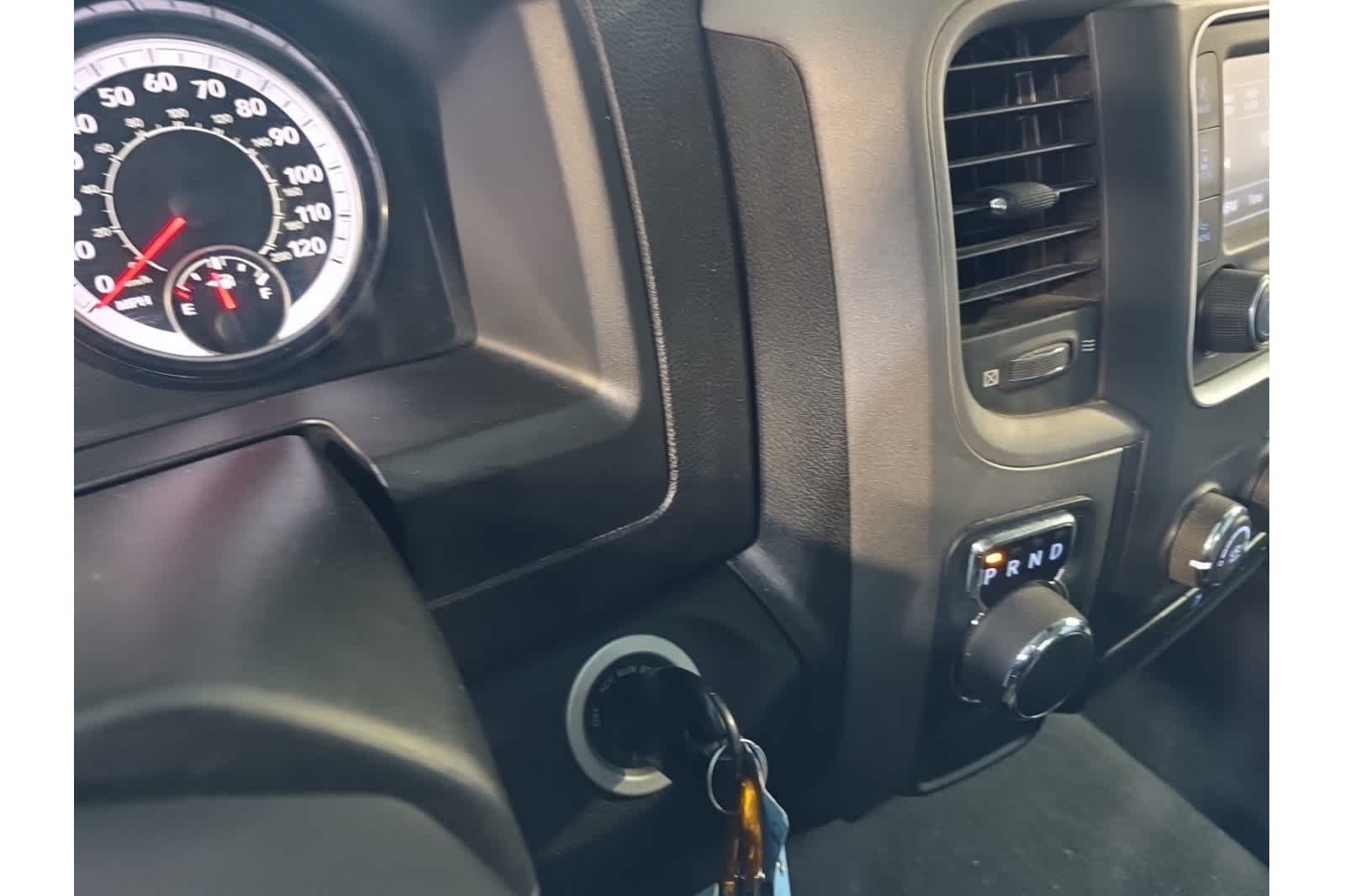 Thumbnail: 2022 RAM 1500 Classic - 30