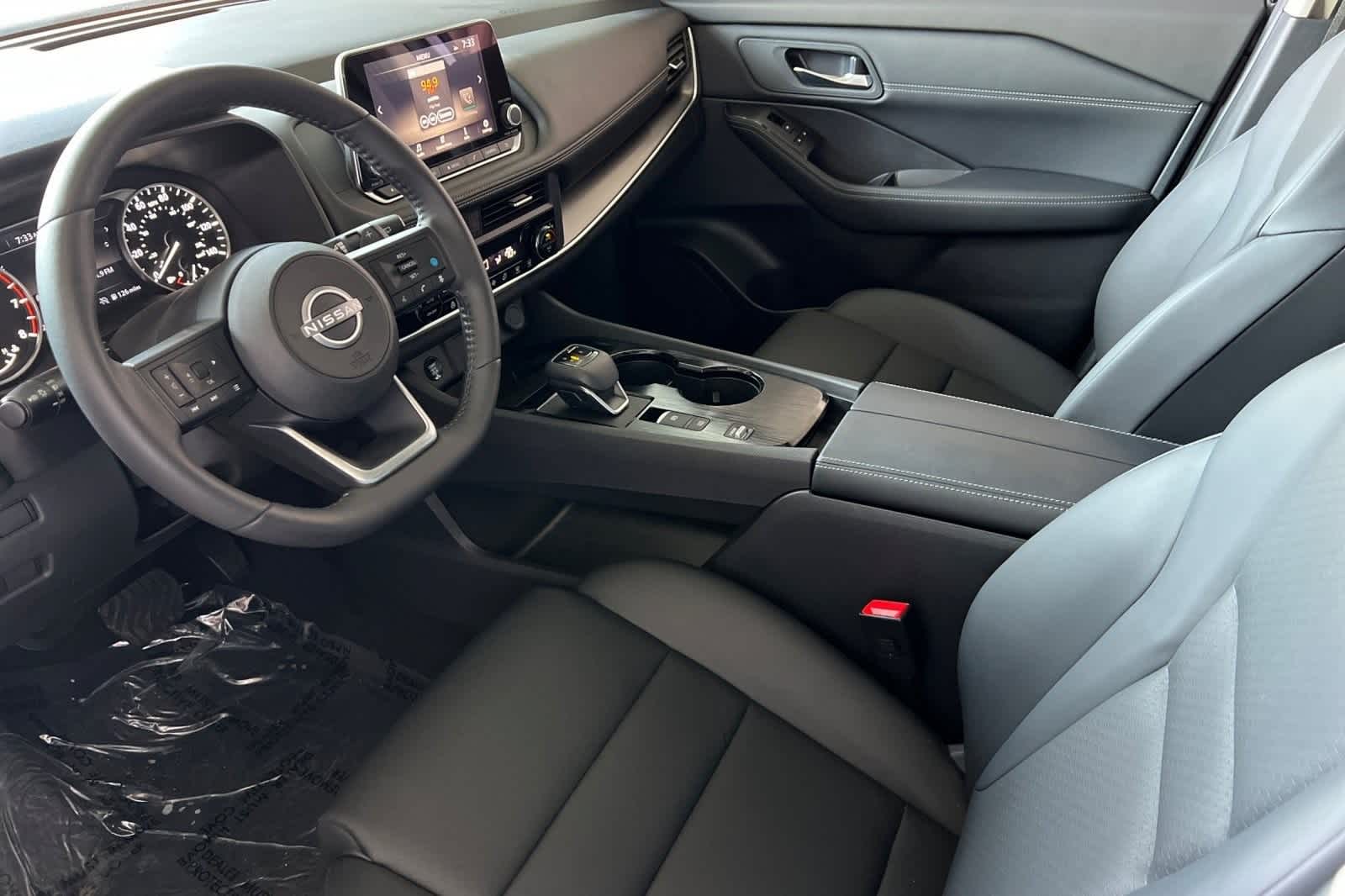 2024 Nissan Rogue SV 14