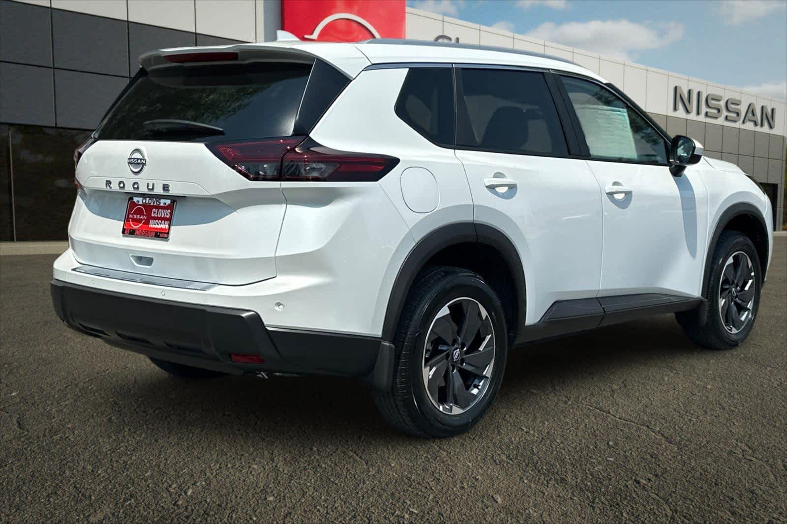 Thumbnail: 2025 Nissan Rogue - 3