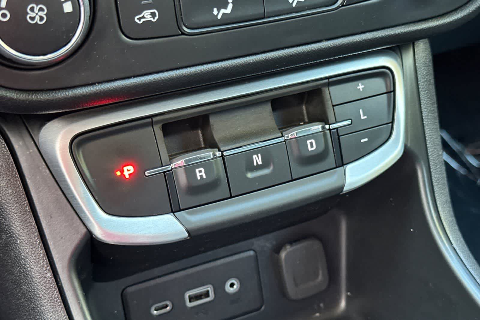 Thumbnail: 2024 GMC Terrain - 27