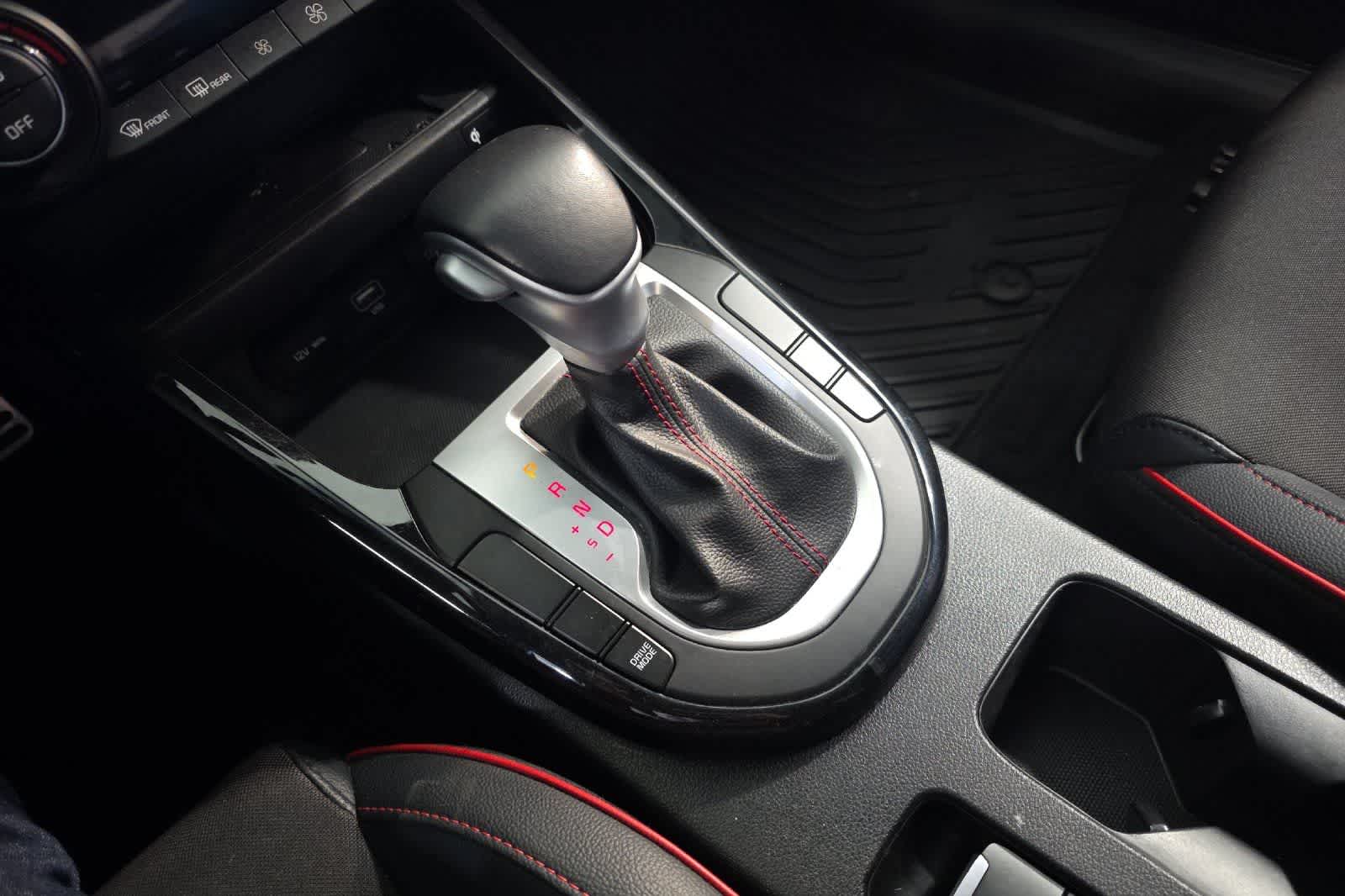 Thumbnail: 2023 Kia Forte - 23