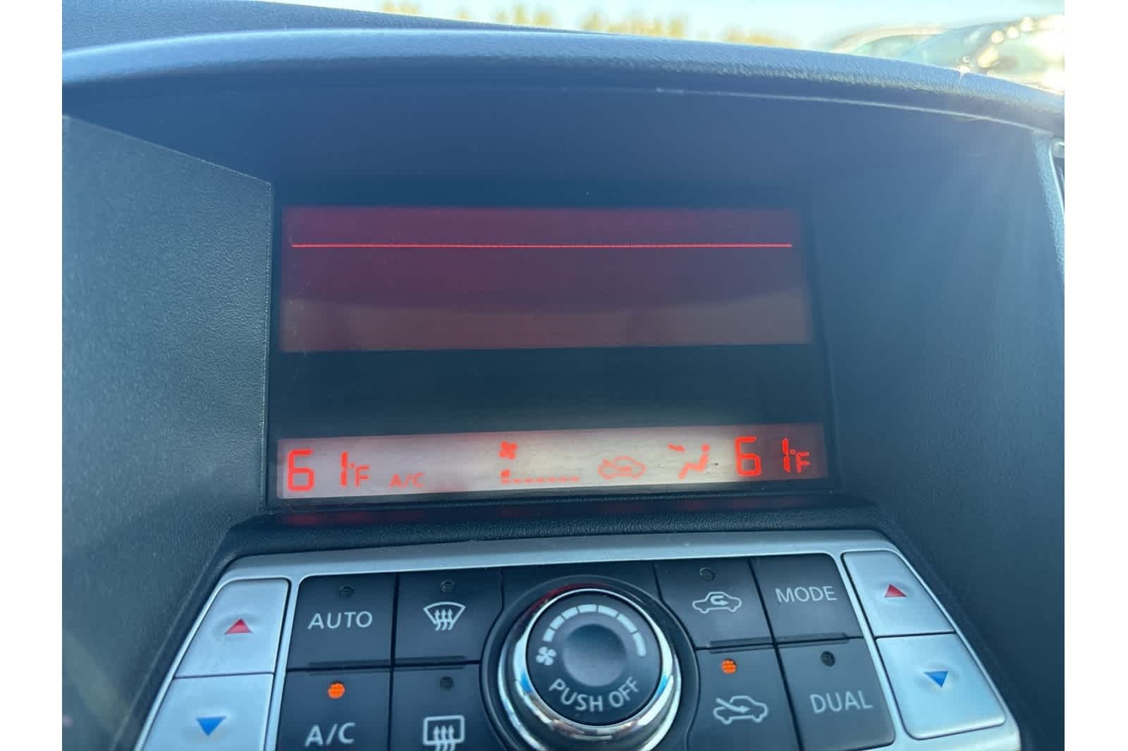 Thumbnail: 2011 Nissan Maxima - 18