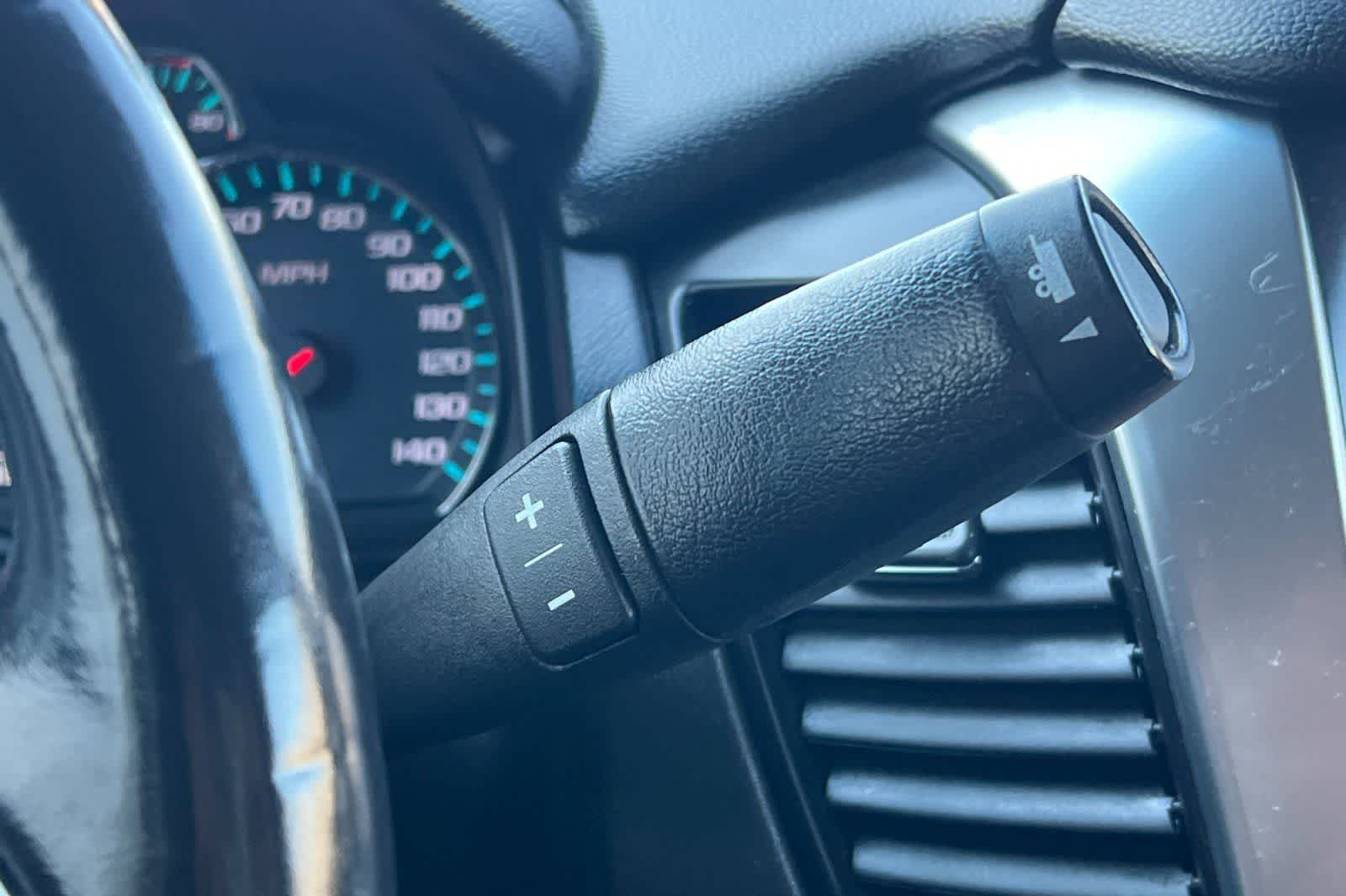 Thumbnail: 2020 Chevrolet Tahoe - 30