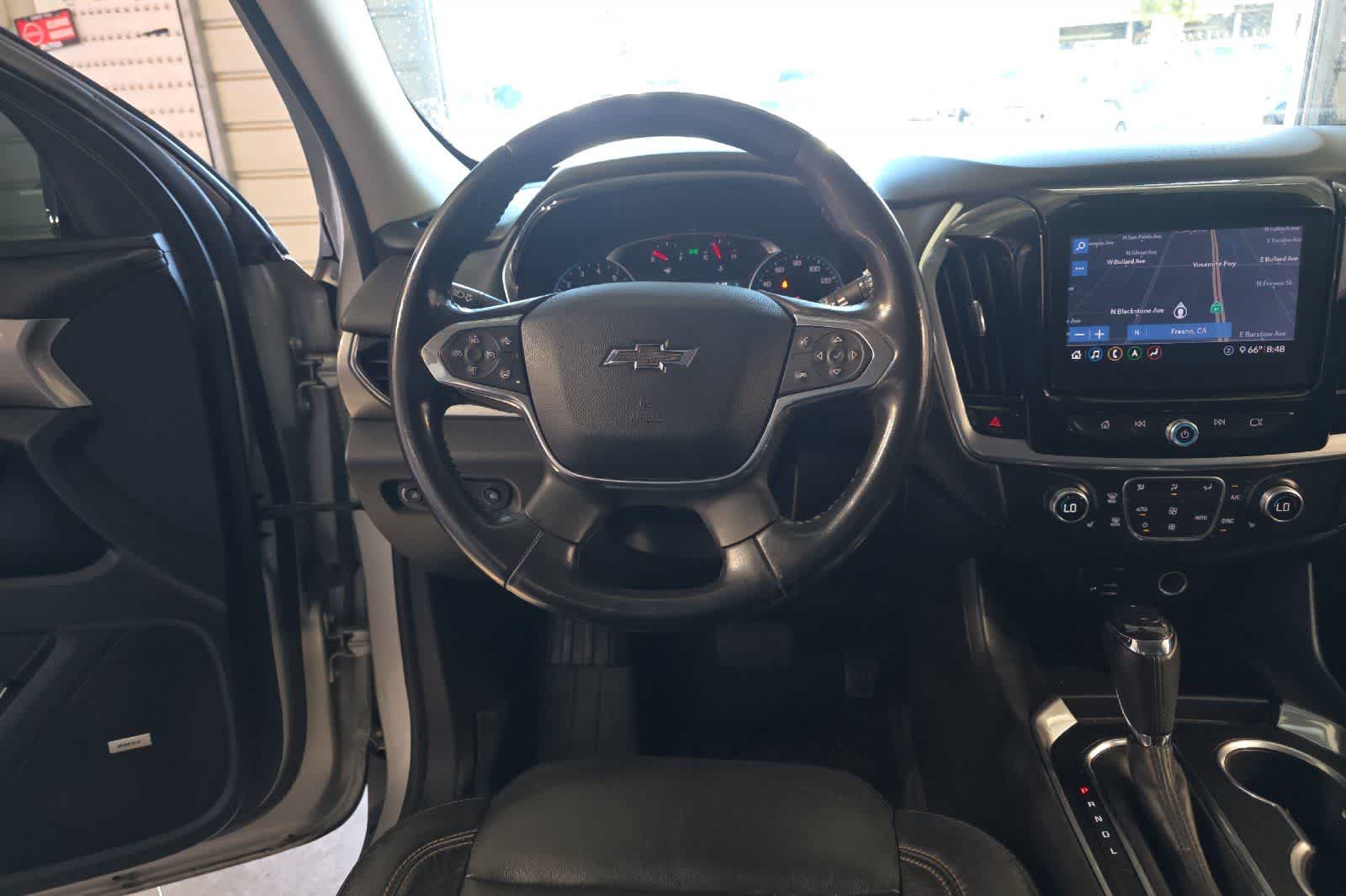 Thumbnail: 2020 Chevrolet Traverse - 16