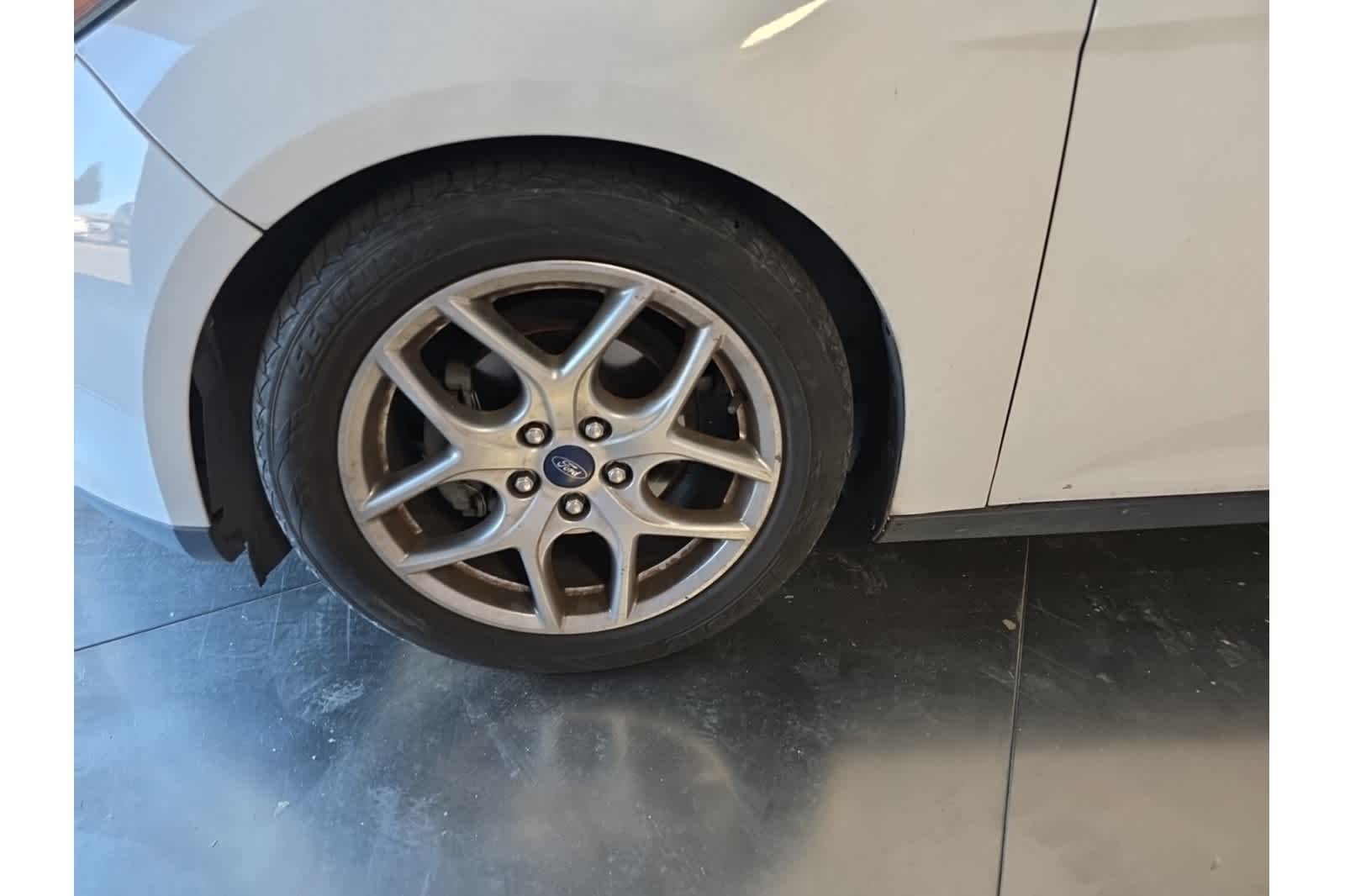 Thumbnail: 2015 Ford Focus - 3