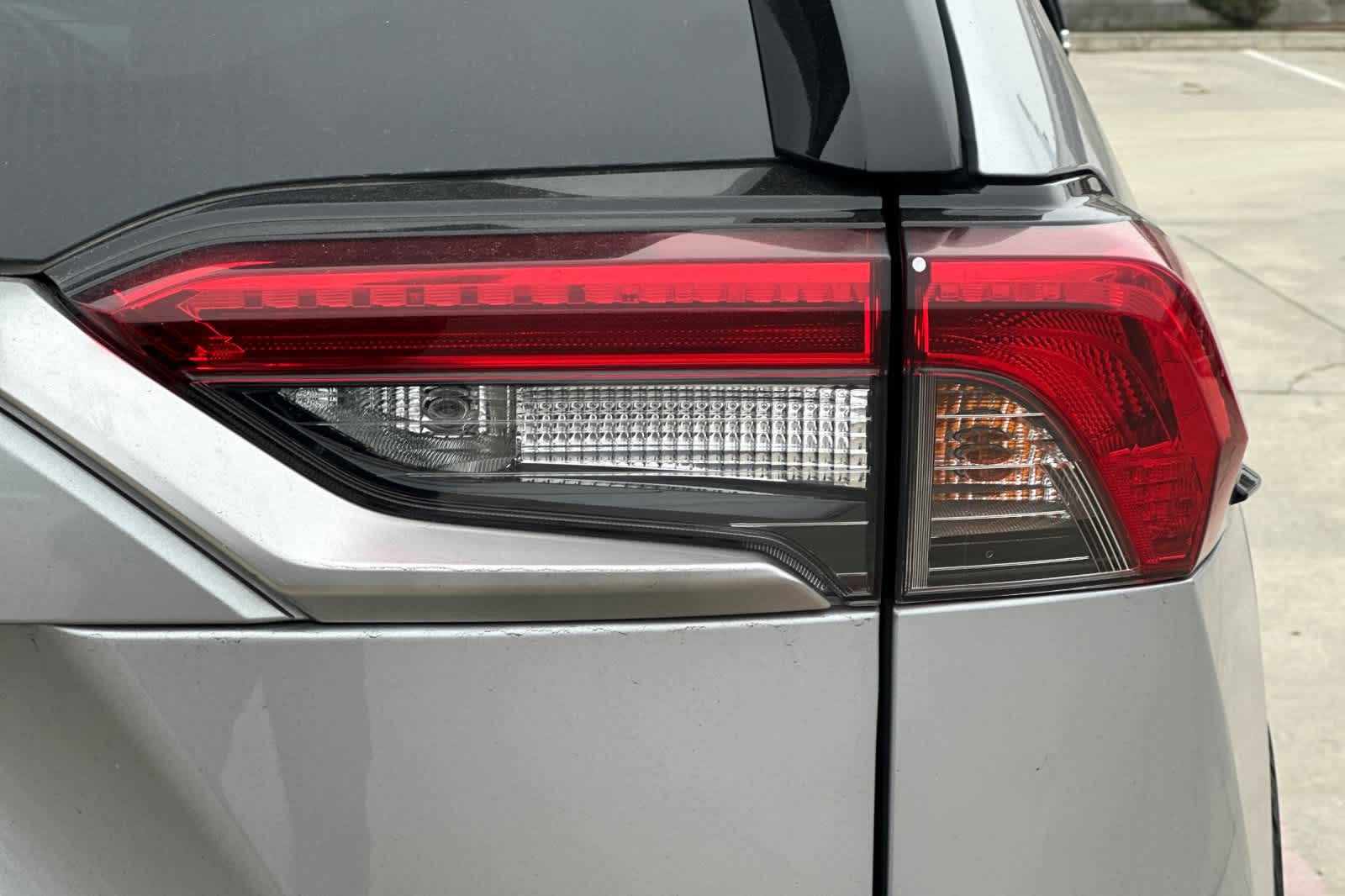 Thumbnail: 2021 Toyota RAV4 - 35