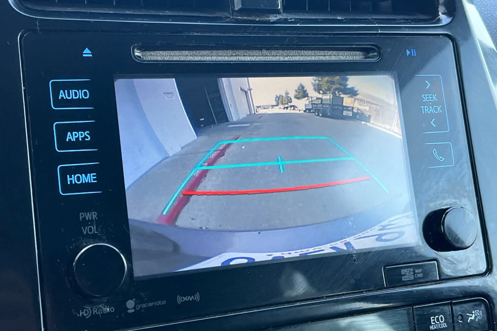 Thumbnail: 2017 Toyota Prius - 20