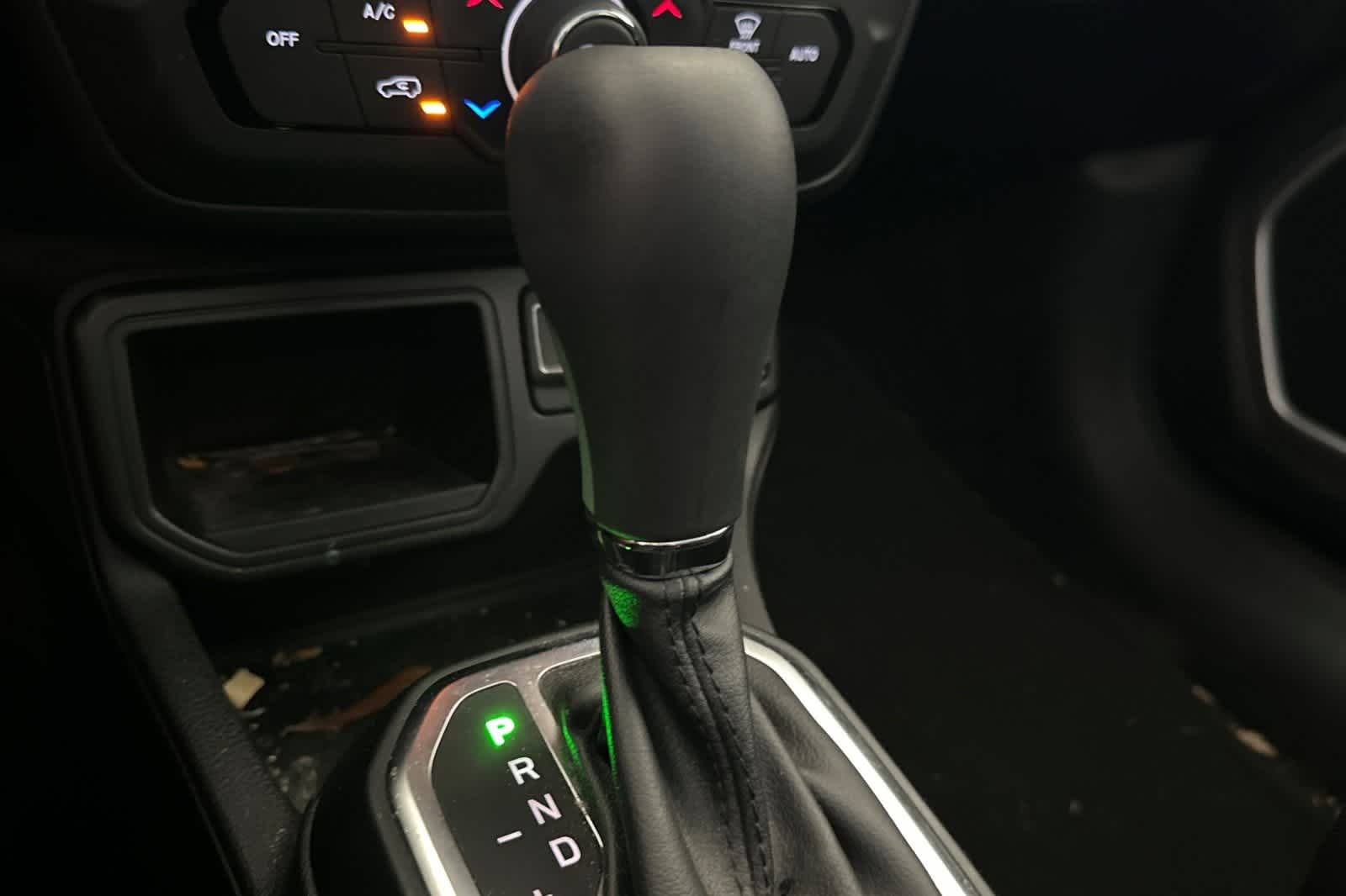 Thumbnail: 2021 Jeep Renegade - 23