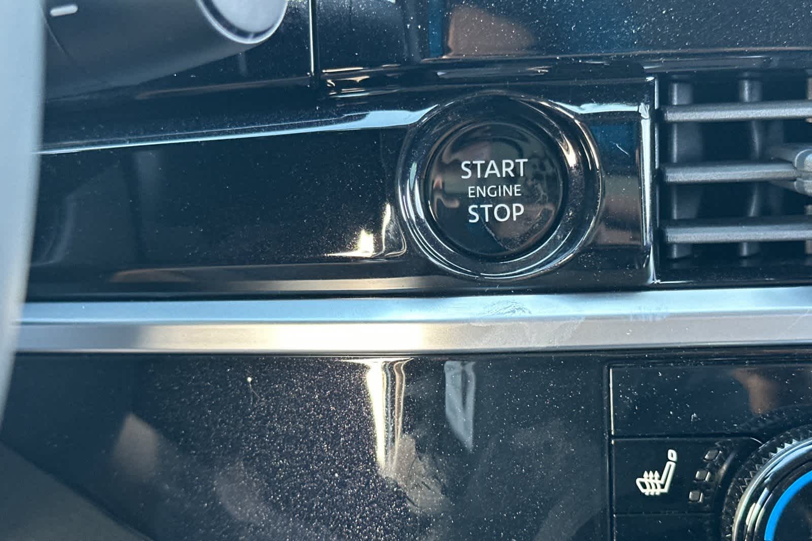 Thumbnail: 2025 Nissan Pathfinder - 24