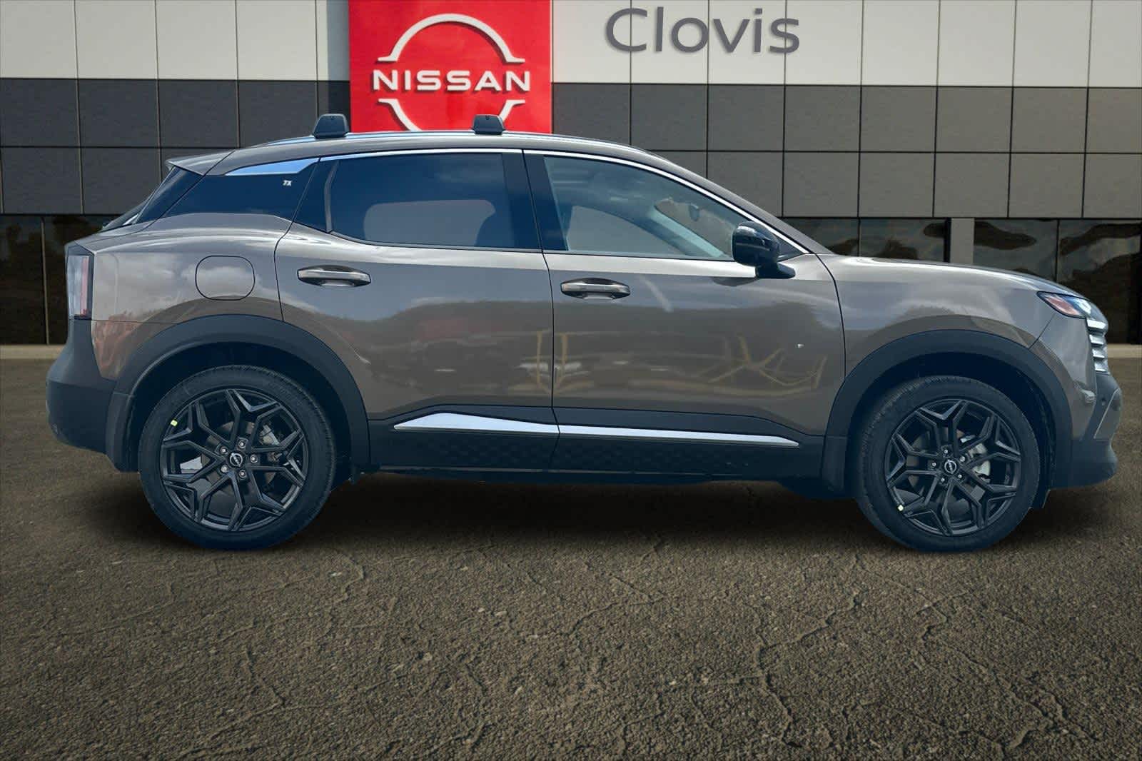 Thumbnail: 2026 Nissan Kicks - 9