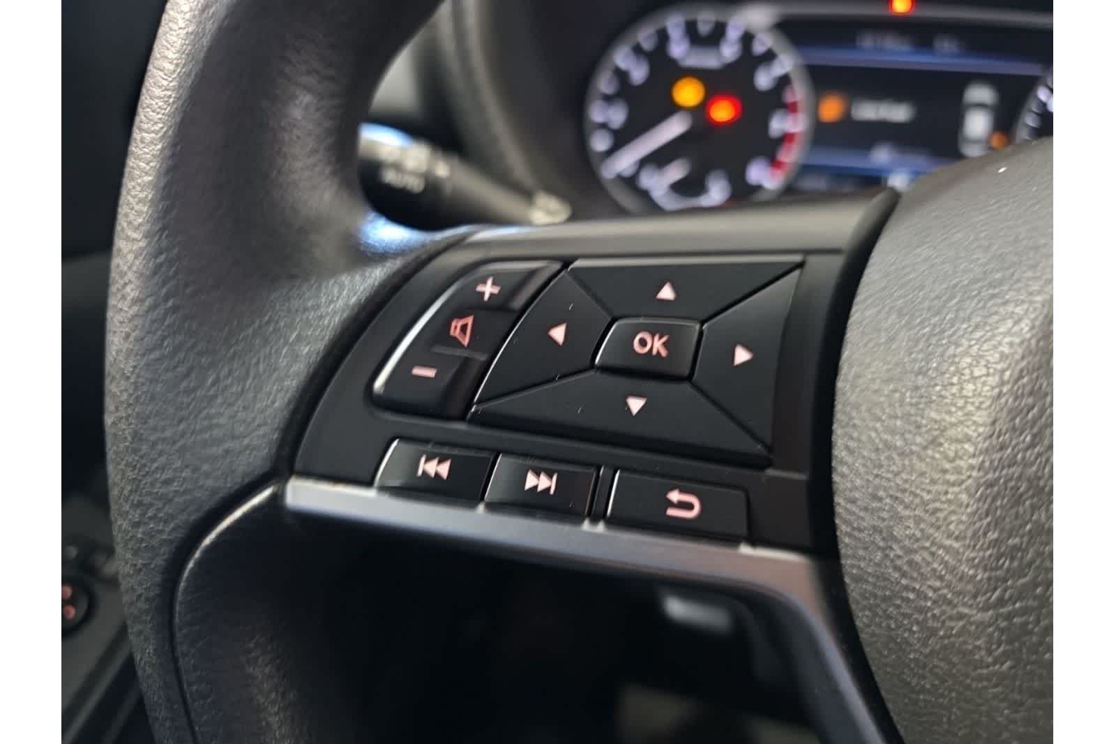 Thumbnail: 2023 Nissan Sentra - 27