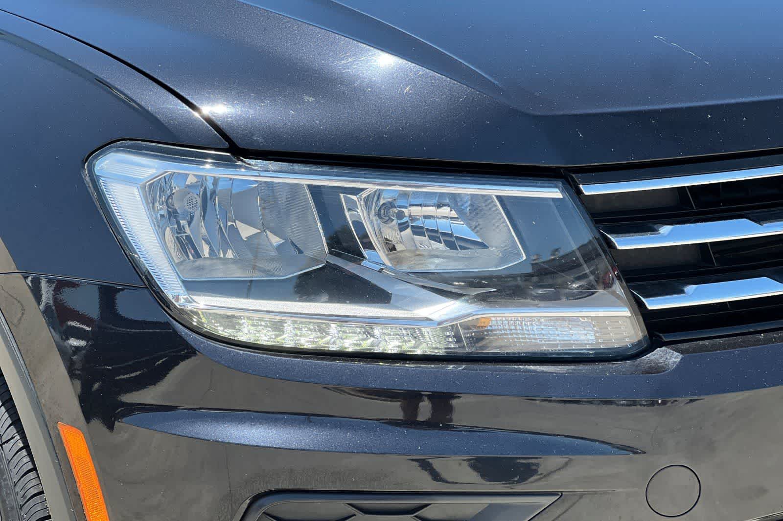 Thumbnail: 2018 Volkswagen Tiguan - 33