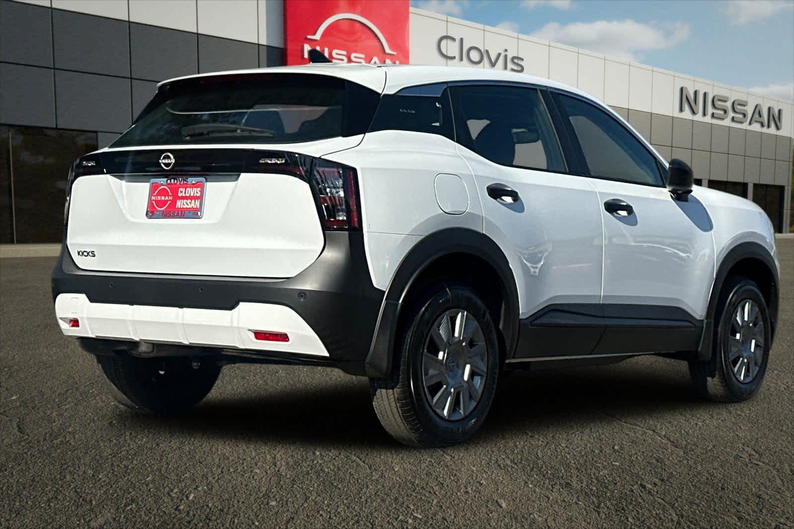 Thumbnail: 2026 Nissan Kicks - 3