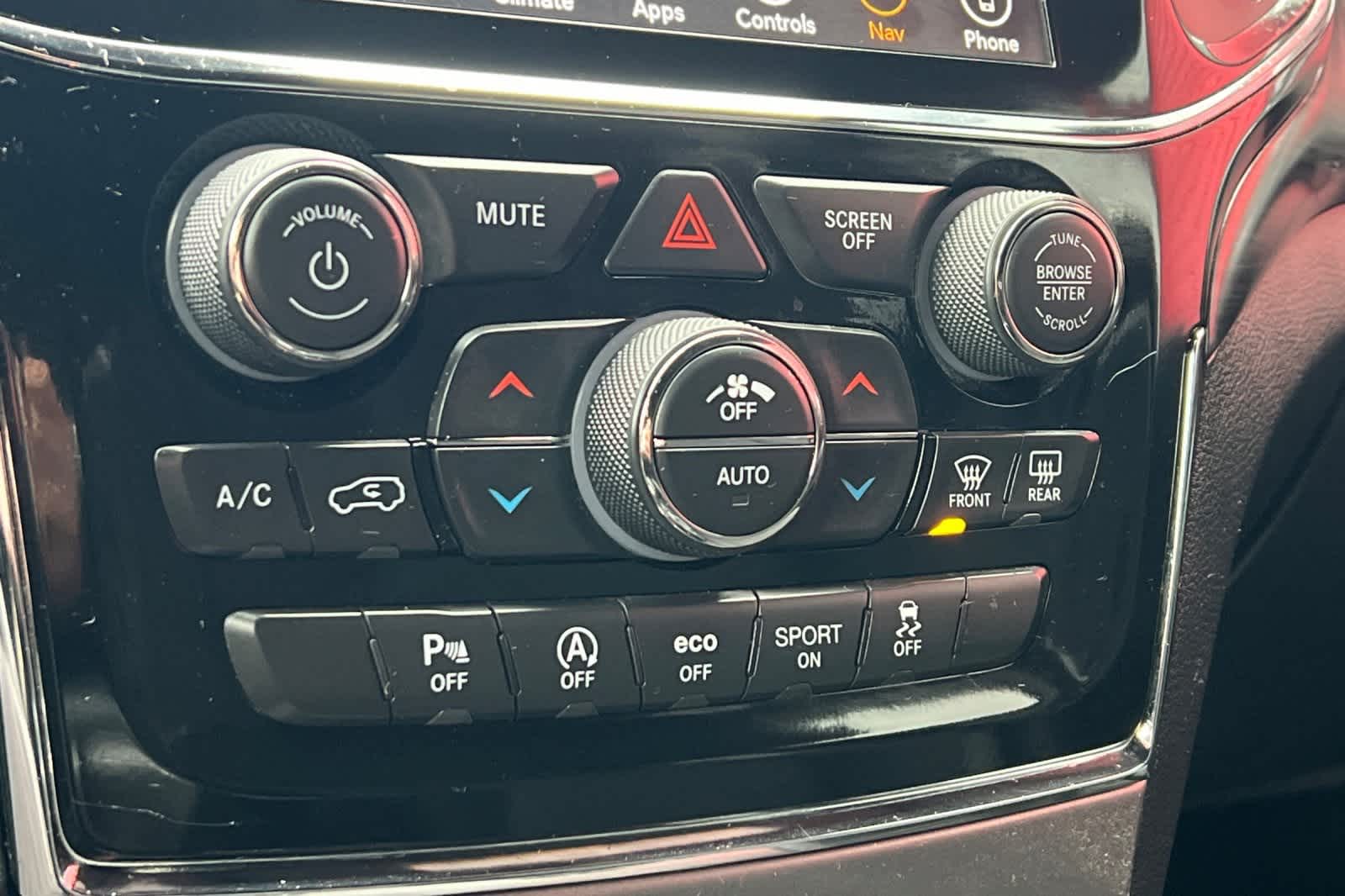 Thumbnail: 2019 Jeep Grand Cherokee - 25