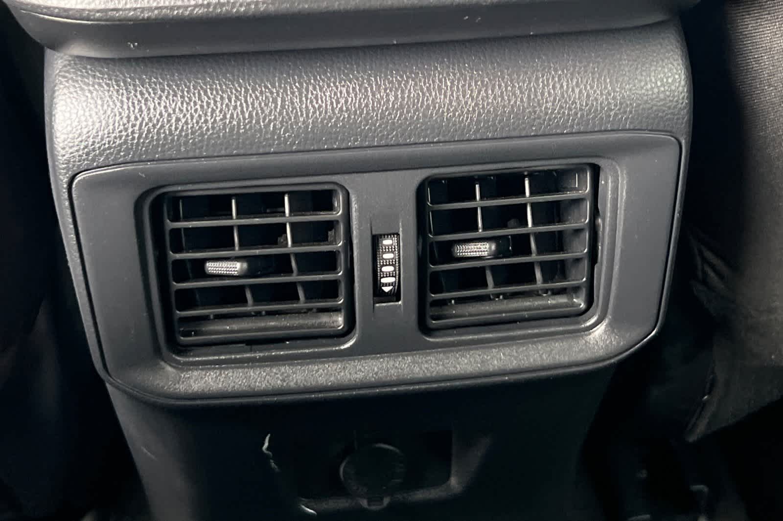 Thumbnail: 2025 Toyota RAV4 - 15