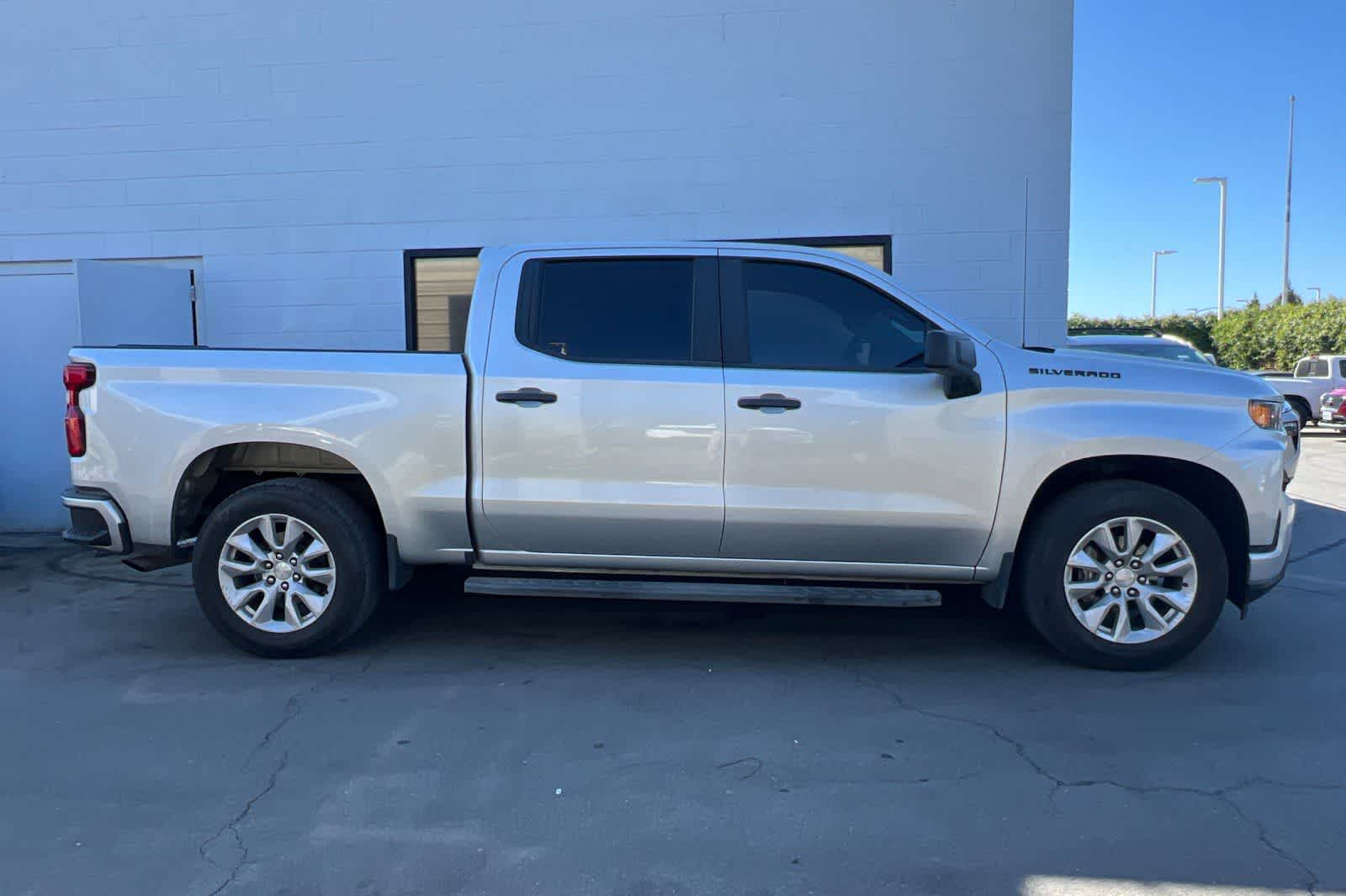 Thumbnail: 2021 Chevrolet Silverado 1500 - 9