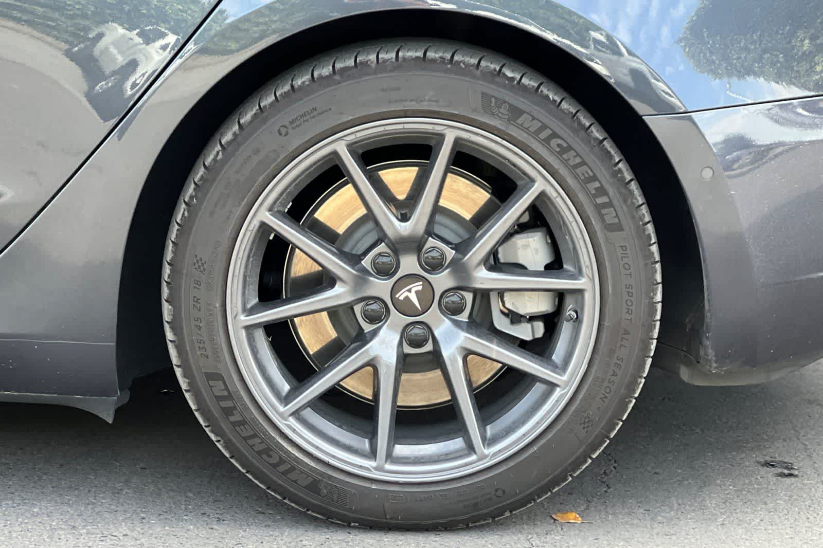 Thumbnail: 2022 Tesla Model 3 - 12