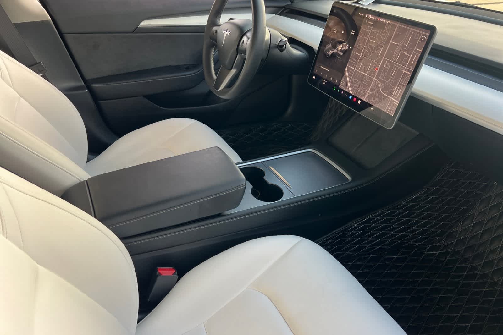 Thumbnail: 2023 Tesla Model 3 - 18
