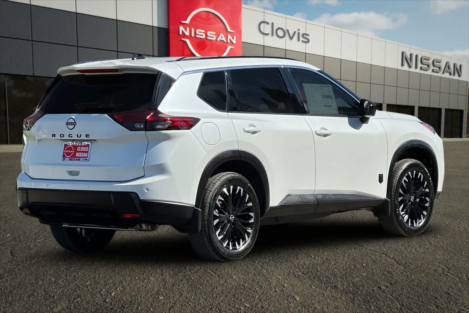 Thumbnail: 2026 Nissan Rogue - 3