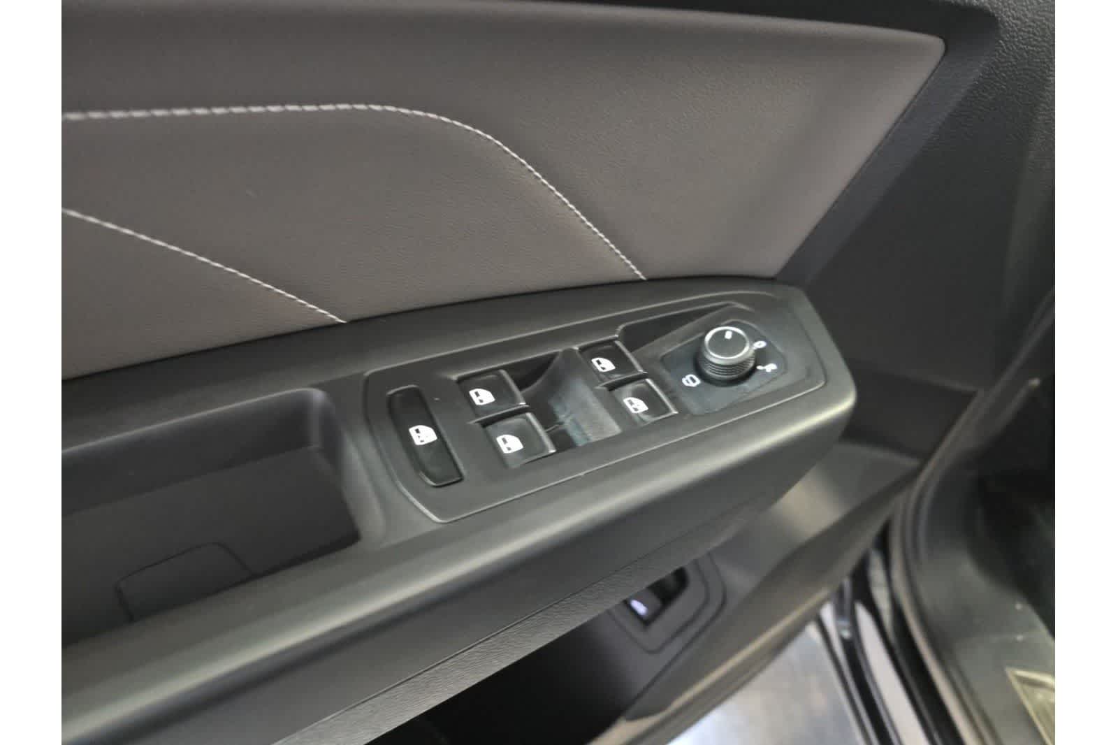 Thumbnail: 2022 Volkswagen Atlas - 20