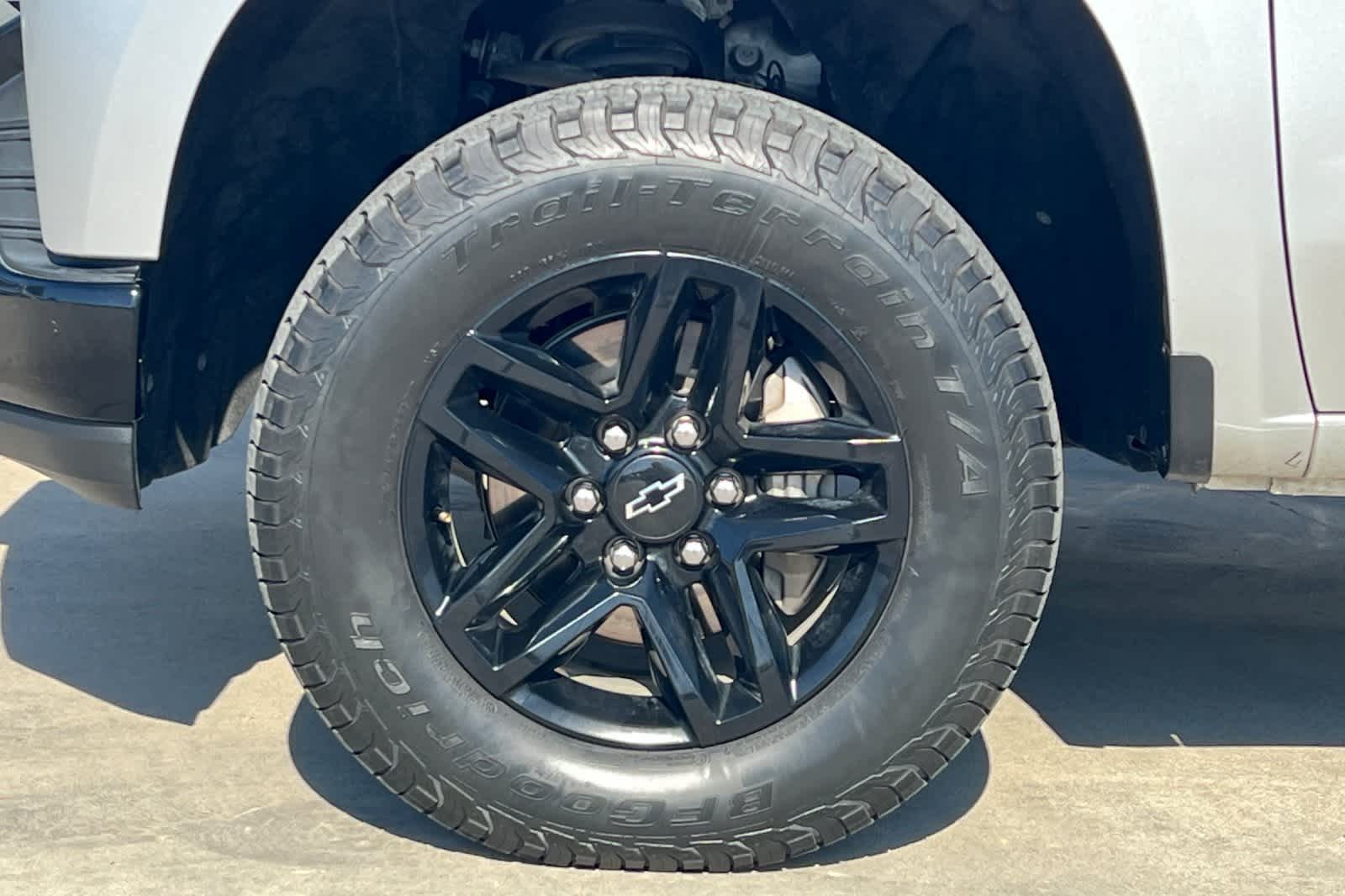 Thumbnail: 2019 Chevrolet Silverado 1500 - 27