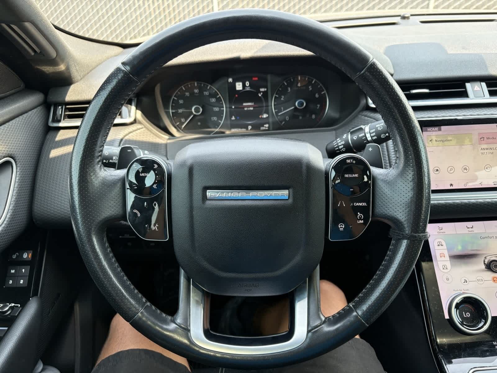 Thumbnail: 2018 Land Rover Range Rover Velar - 23