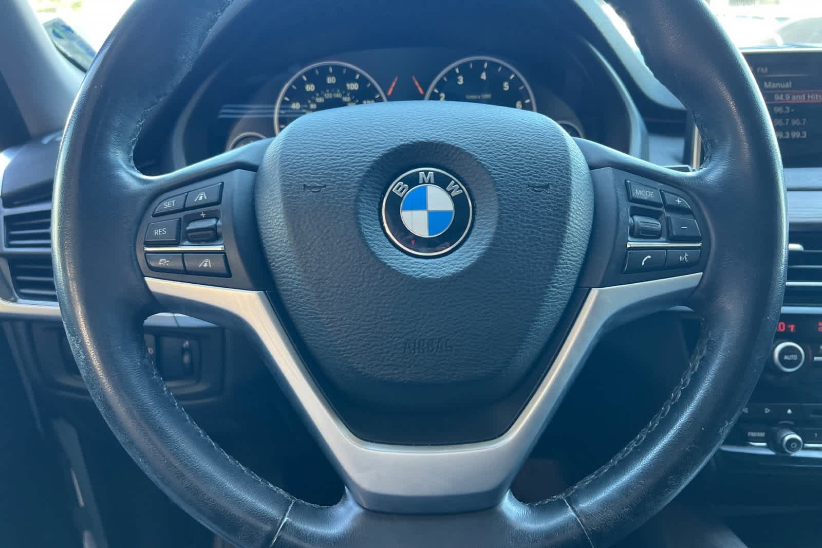Thumbnail: 2015 BMW X5 - 27