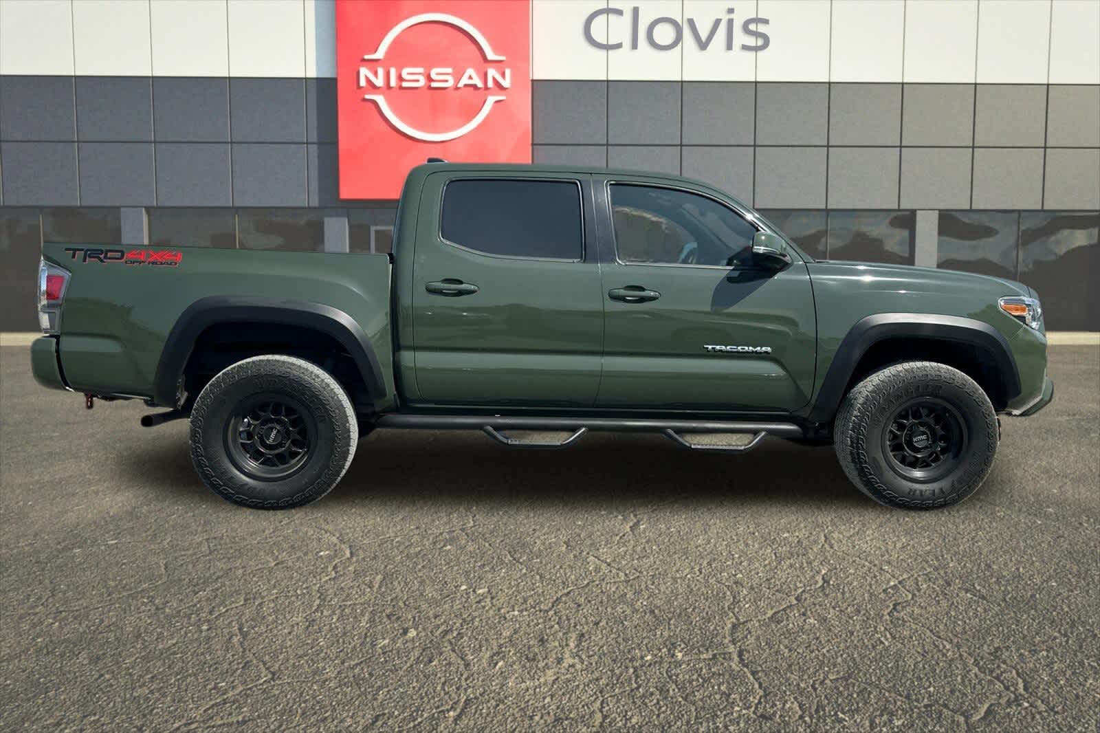 Thumbnail: 2022 Toyota Tacoma - 9