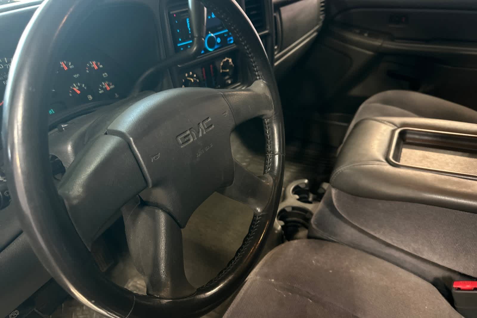 Thumbnail: 2005 GMC Sierra 1500 - 14