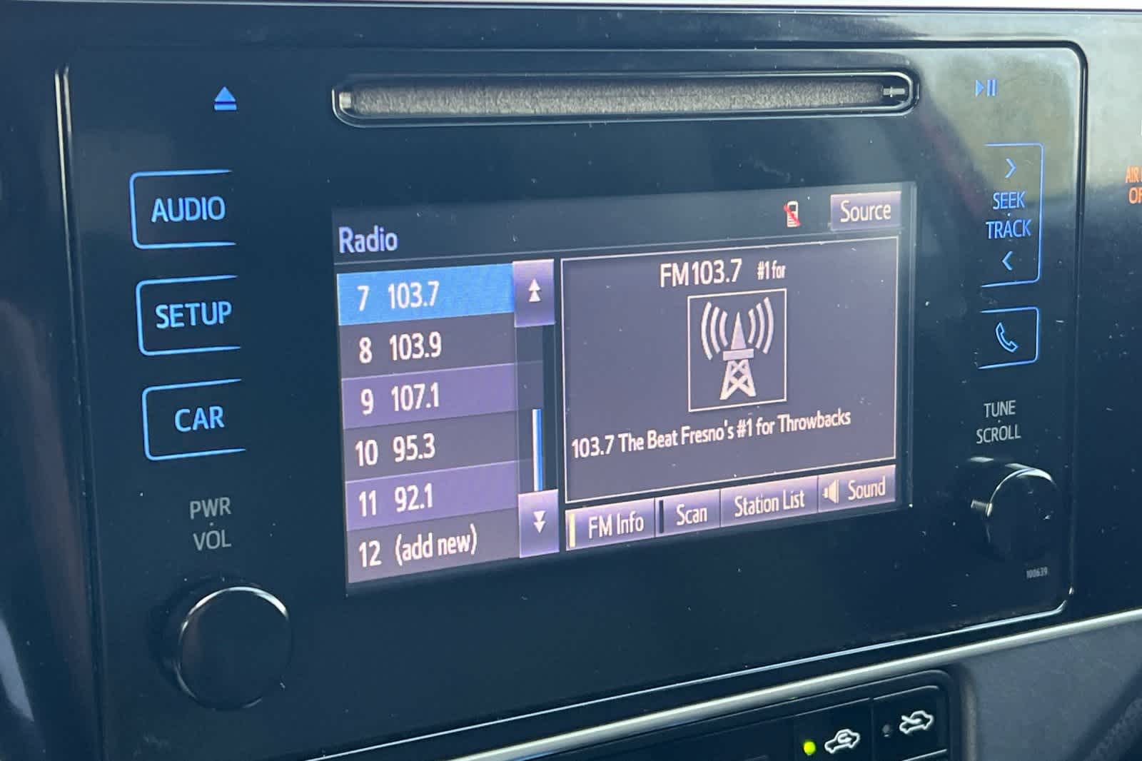 Thumbnail: 2017 Toyota Corolla - 20