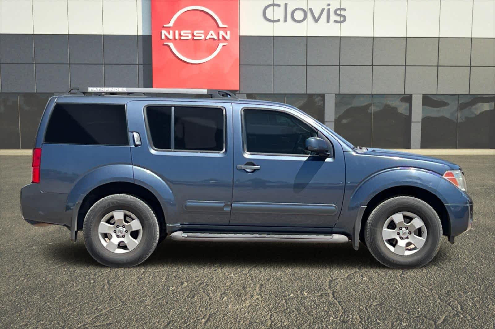 Thumbnail: 2006 Nissan Pathfinder - 9