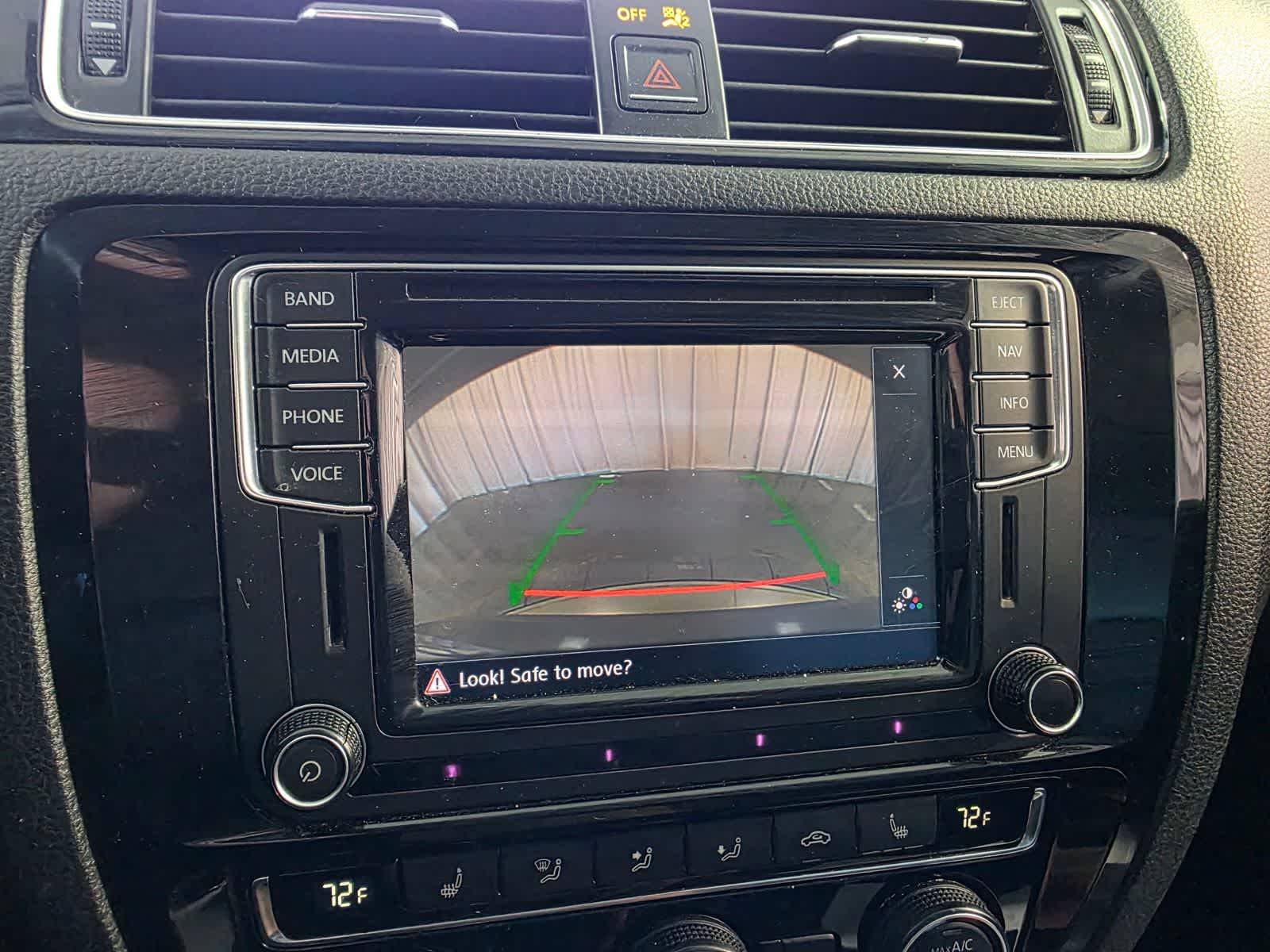 Thumbnail: 2016 Volkswagen Jetta - 23