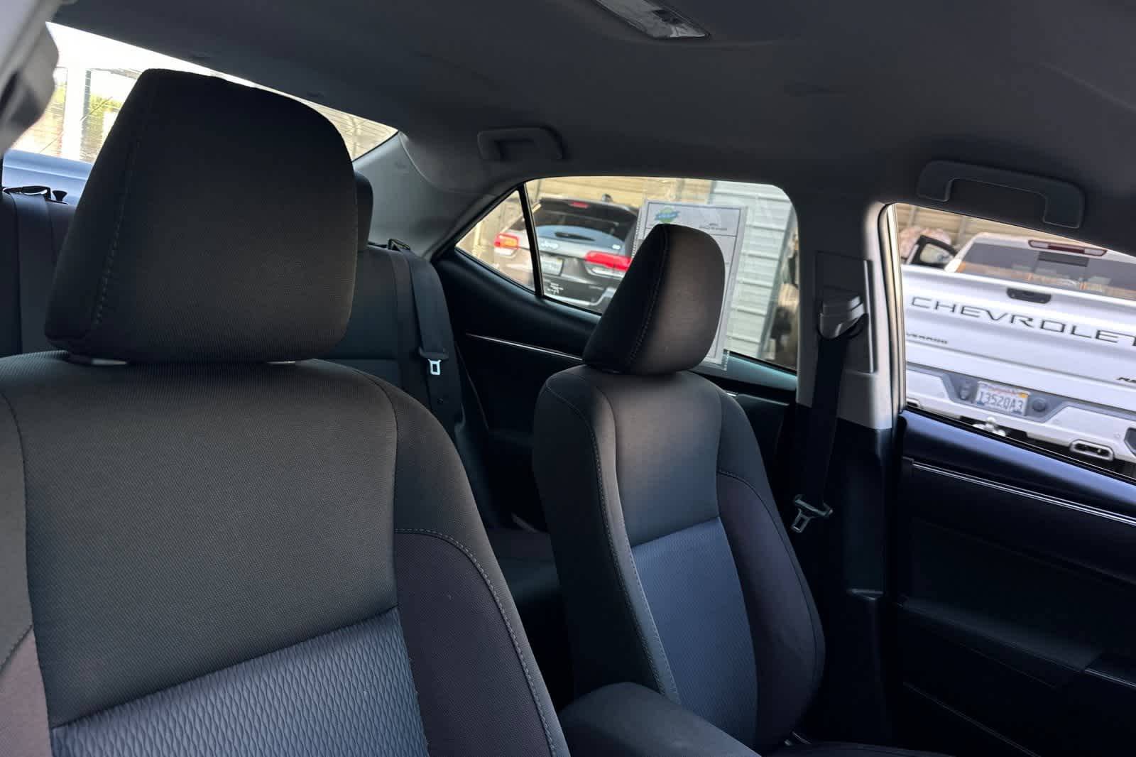 2017 Toyota Corolla LE 19