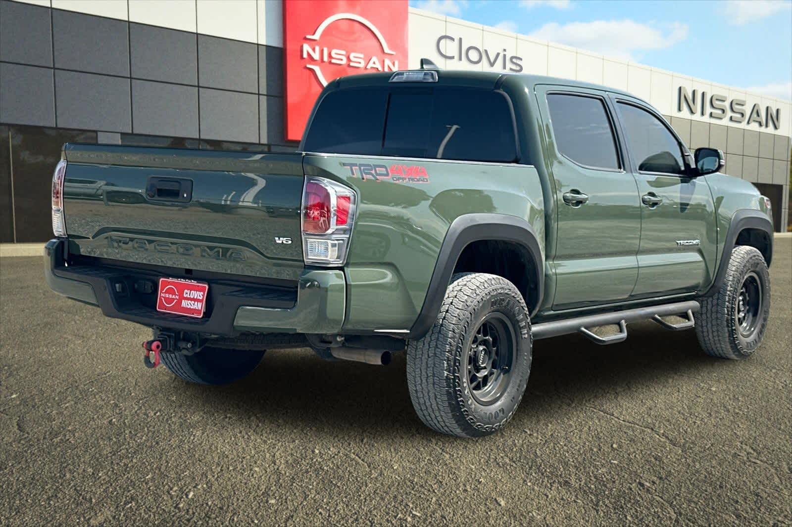 Thumbnail: 2022 Toyota Tacoma - 3