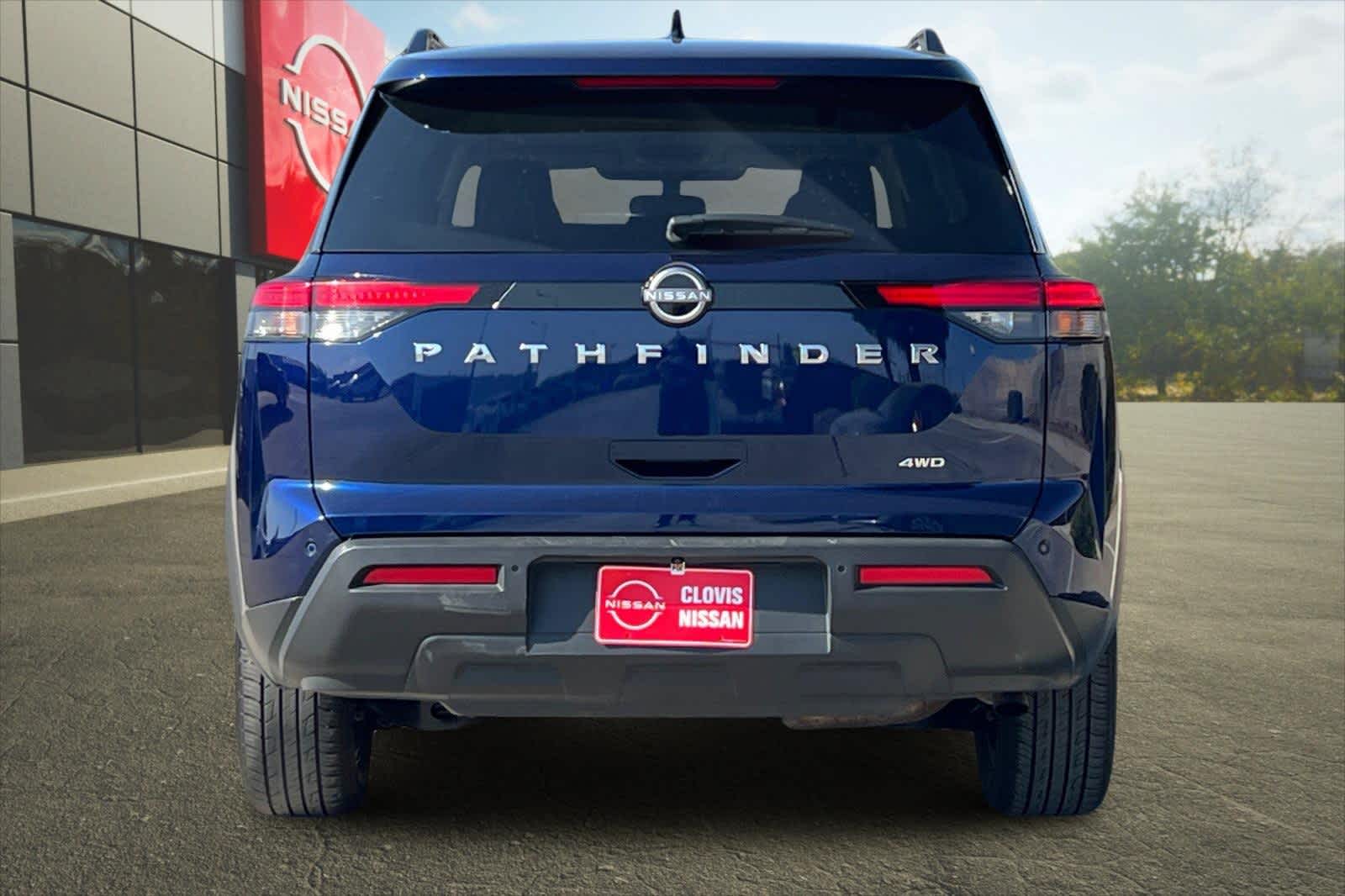 Thumbnail: 2025 Nissan Pathfinder - 8