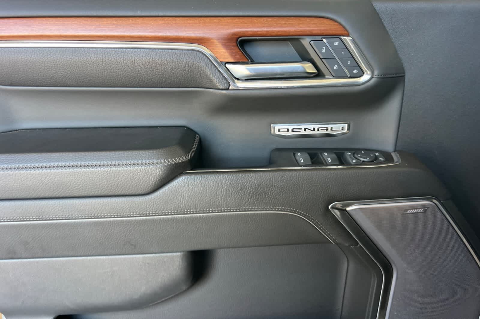 Thumbnail: 2023 GMC Sierra 1500 - 15