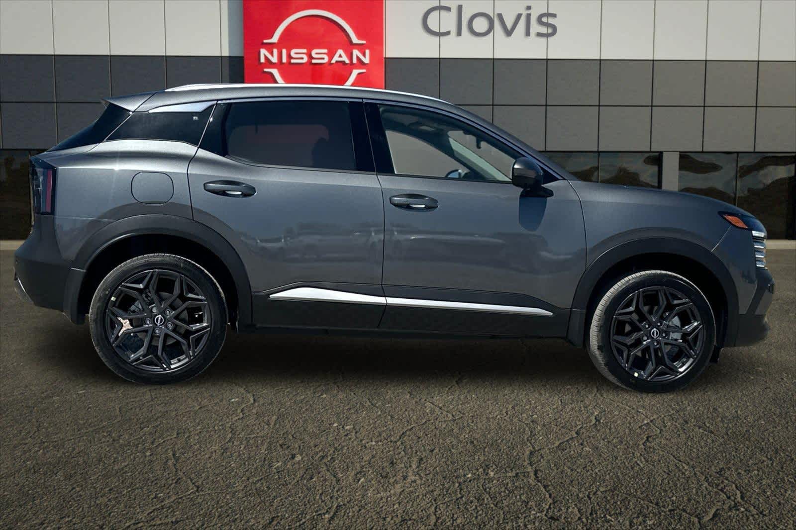 Thumbnail: 2025 Nissan Kicks - 9