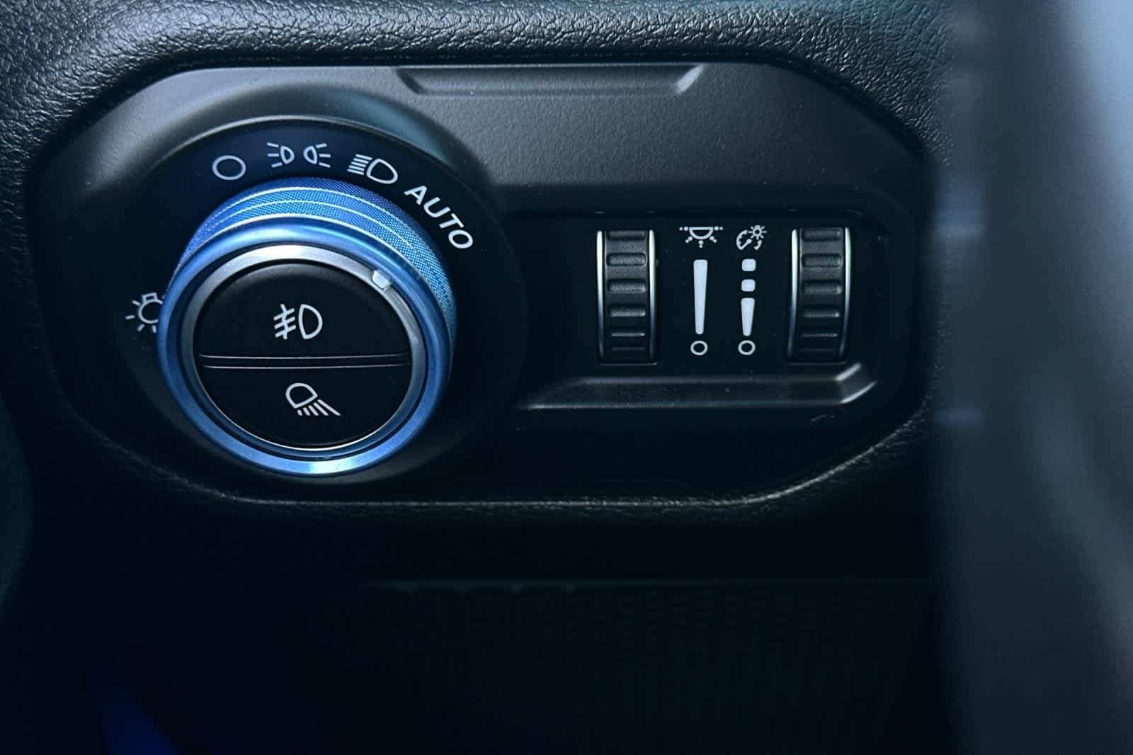 Thumbnail: 2021 Jeep Gladiator - 32