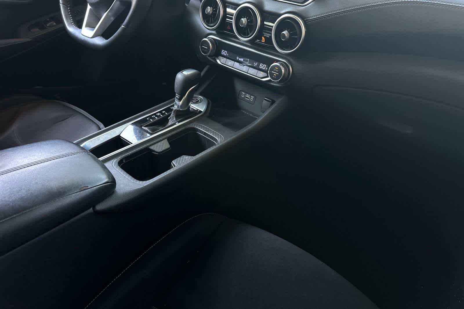 Thumbnail: 2020 Nissan Sentra - 18