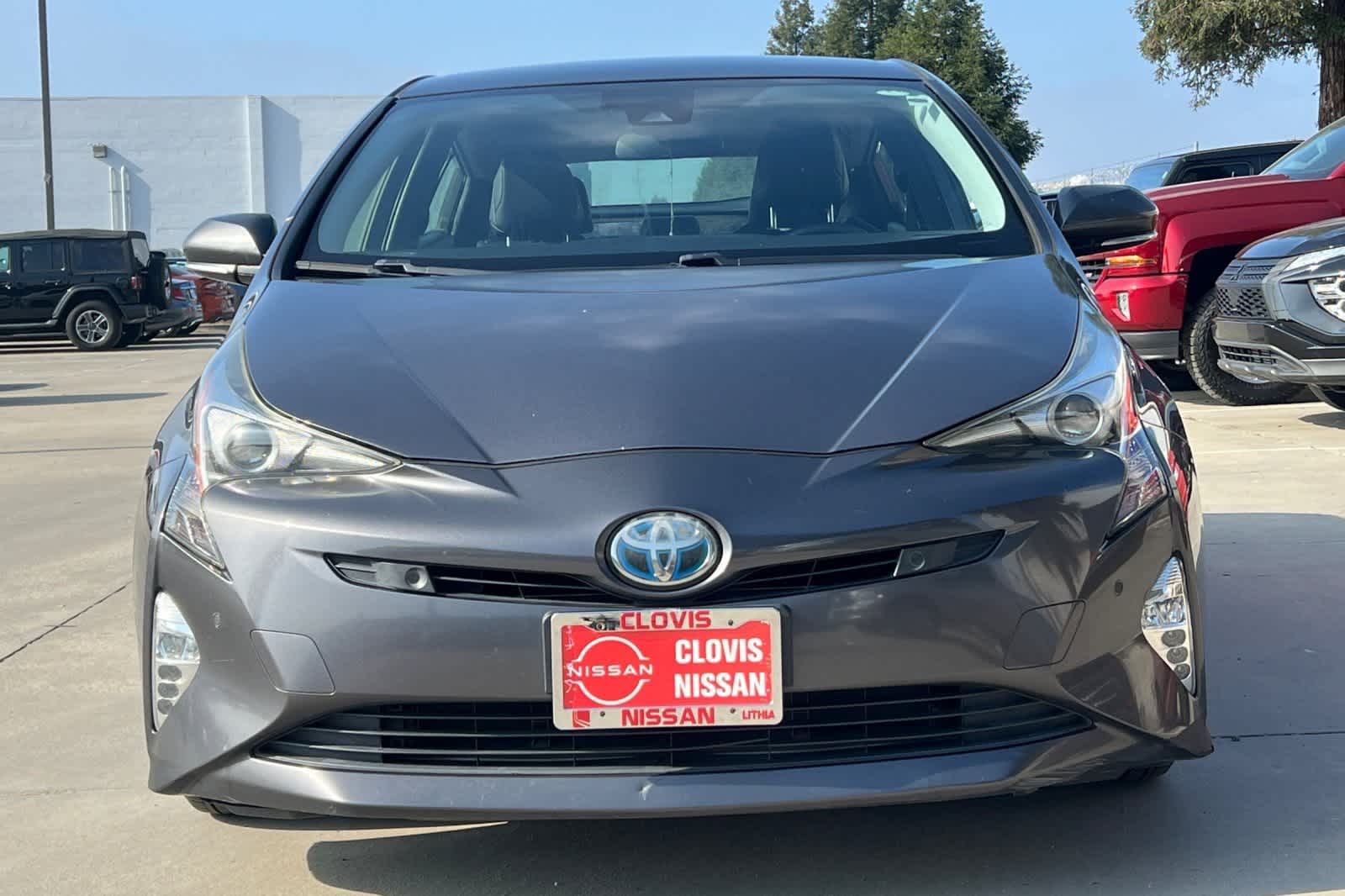 Thumbnail: 2017 Toyota Prius - 11