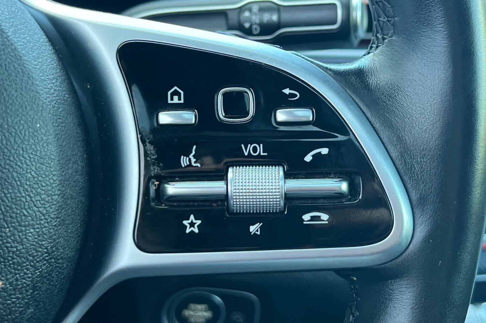 Thumbnail: 2022 Mercedes-Benz GLE - 32